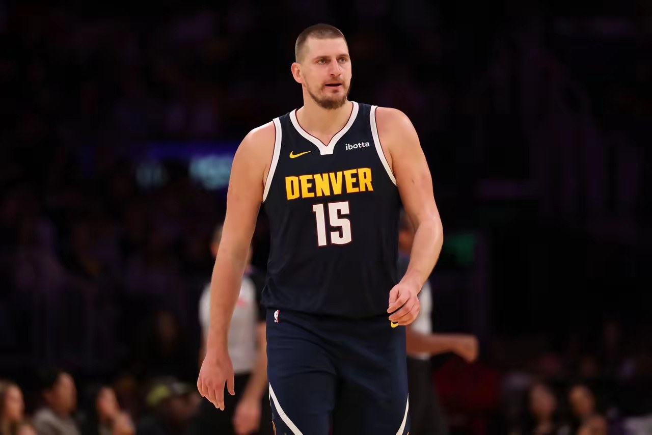 开云-包含穆雷连续五场比赛得分超过大胜，公牛挑战极限！的词条